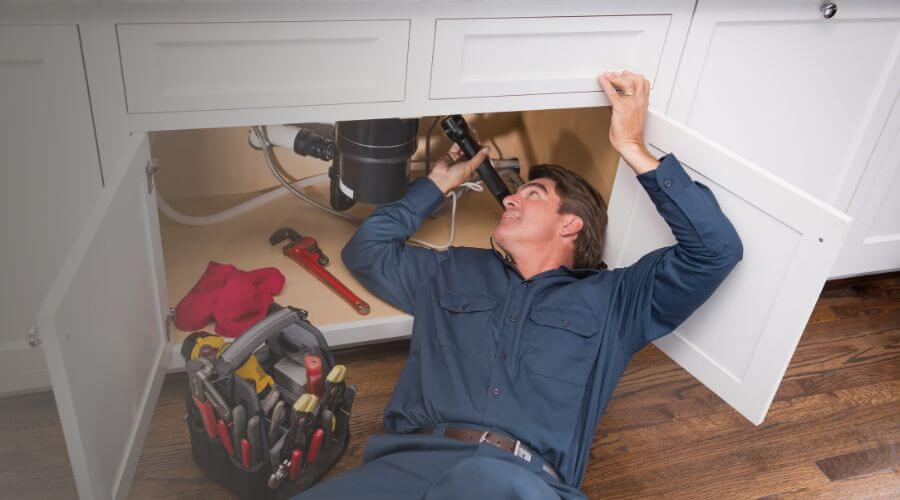 Professional water heater repair in Stratford, CA